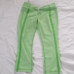 Lululemon capris